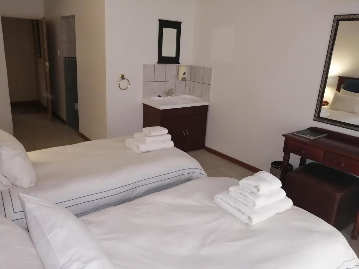 Krige Lodge B&B Блумфонтейн Екстер'єр фото